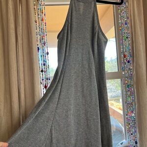 Elegant Gray Sleeveless Dress